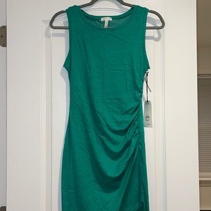 NWT!! Leith ruched body con dress